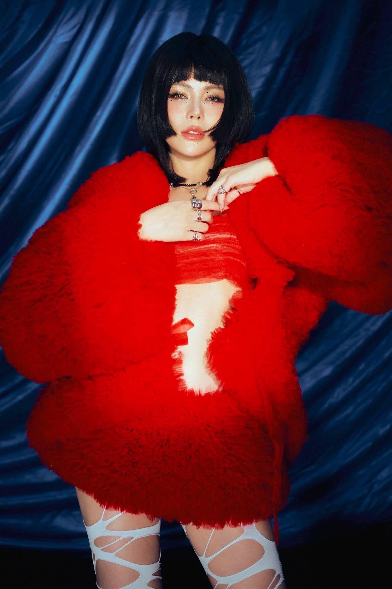 Ca sĩ Trần Ngọc Ánh kiểu tóc bob sáng tạo tông đen tại Chí Tâm Hair Salon