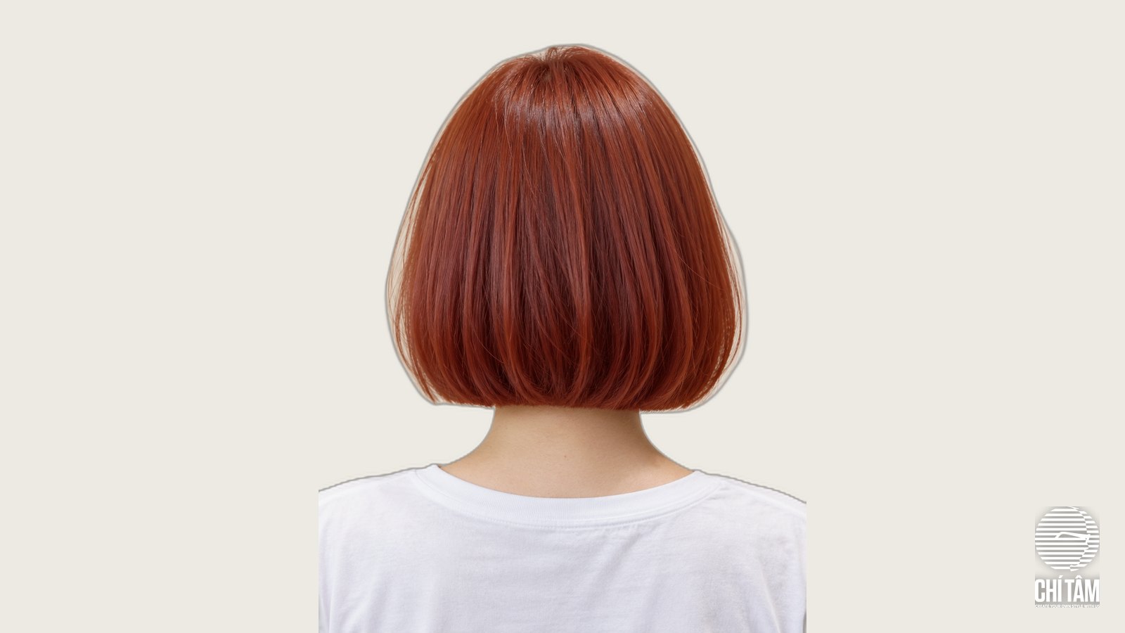 Tóc bob đỏ đồng nhìn từ phía sau