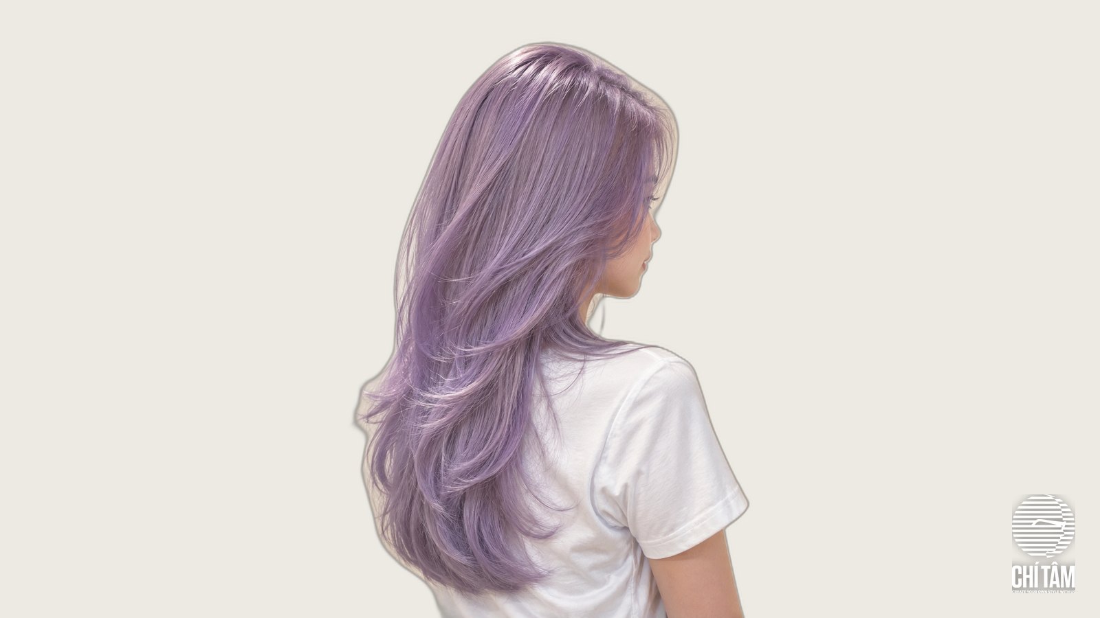 Tóc dài layer nhuộm tím lavender nhìn chéo sau - Chí Tâm Hair Salon