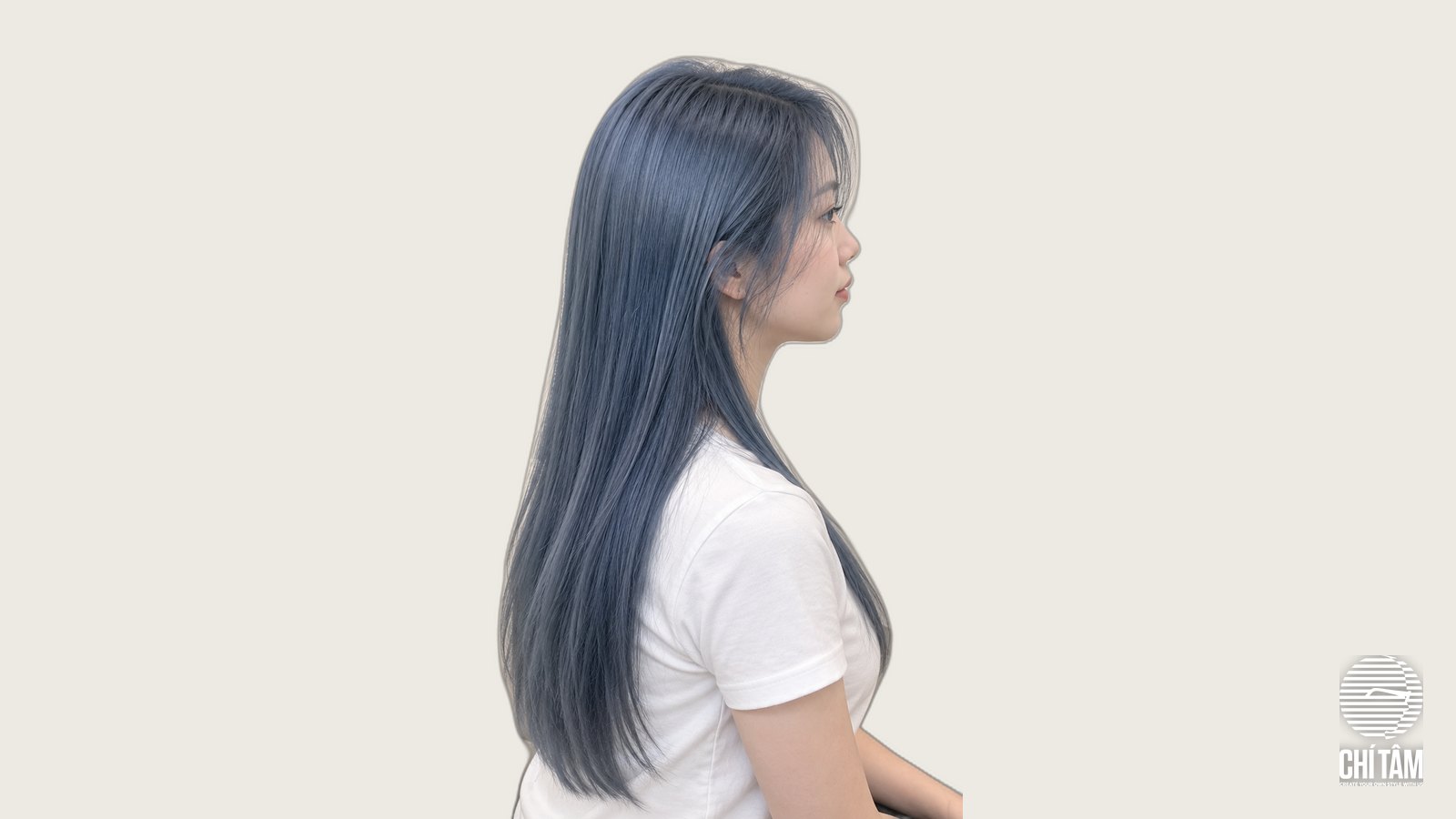 Tóc xanh denim dài suôn nhìn nghiêng - Chí Tâm Hair Salon